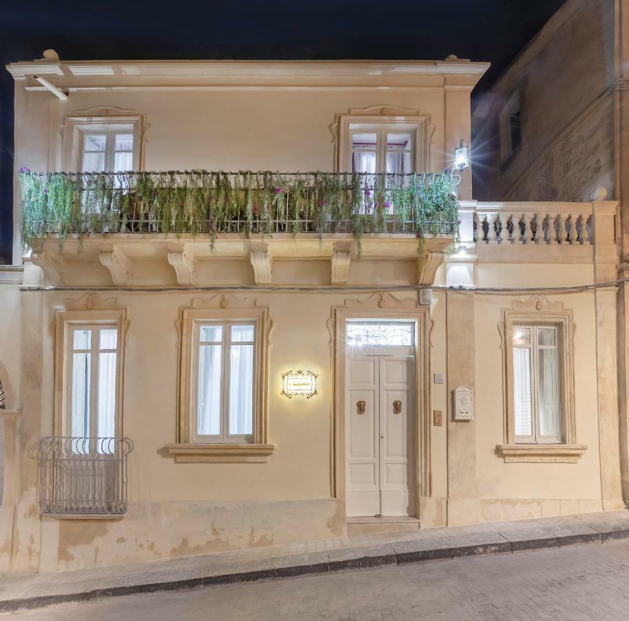 A Marchisa -Noto- Aparthotel Ngoại thất bức ảnh